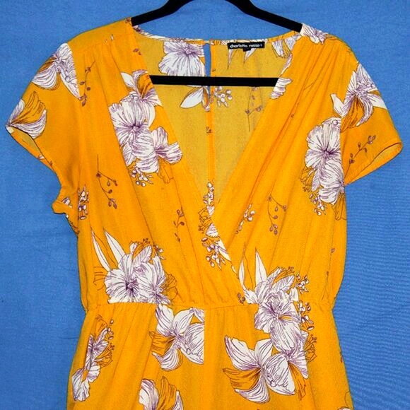 Charlotte Russe Floral Wide Leg Jumpsuit Yellow 1X - Picture 2 of 6
